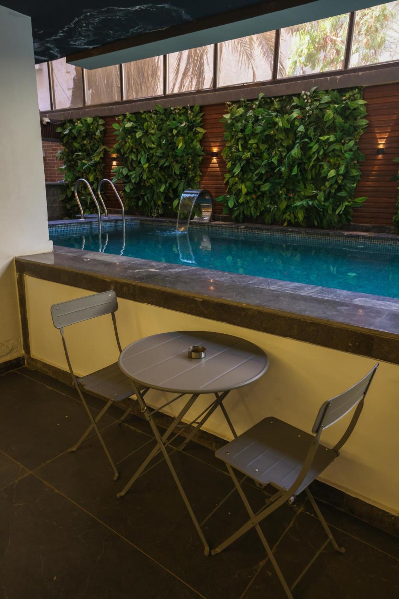 Onyx Pyramids Boutique Hotel Al Kawm al Akhdar Dış mekan fotoğraf